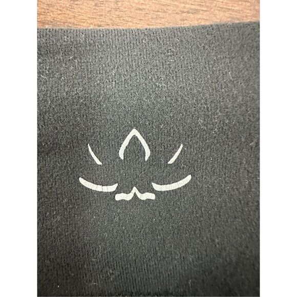 Beyond Yoga Shimmer Panel Curve High Waisted Midi Legging in Black - S - Picture 5 of 13